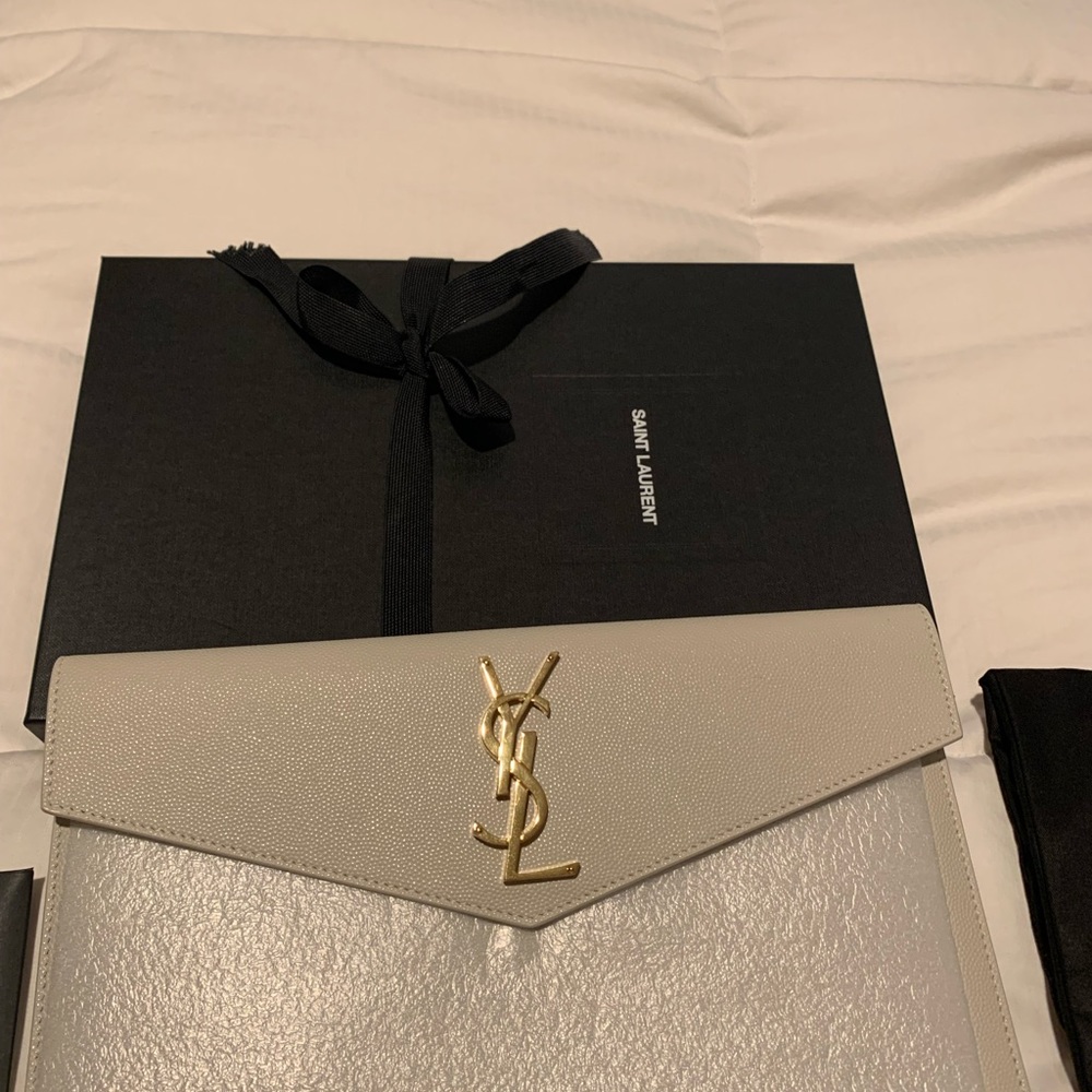 (SOLD) Authentic YSL clutch